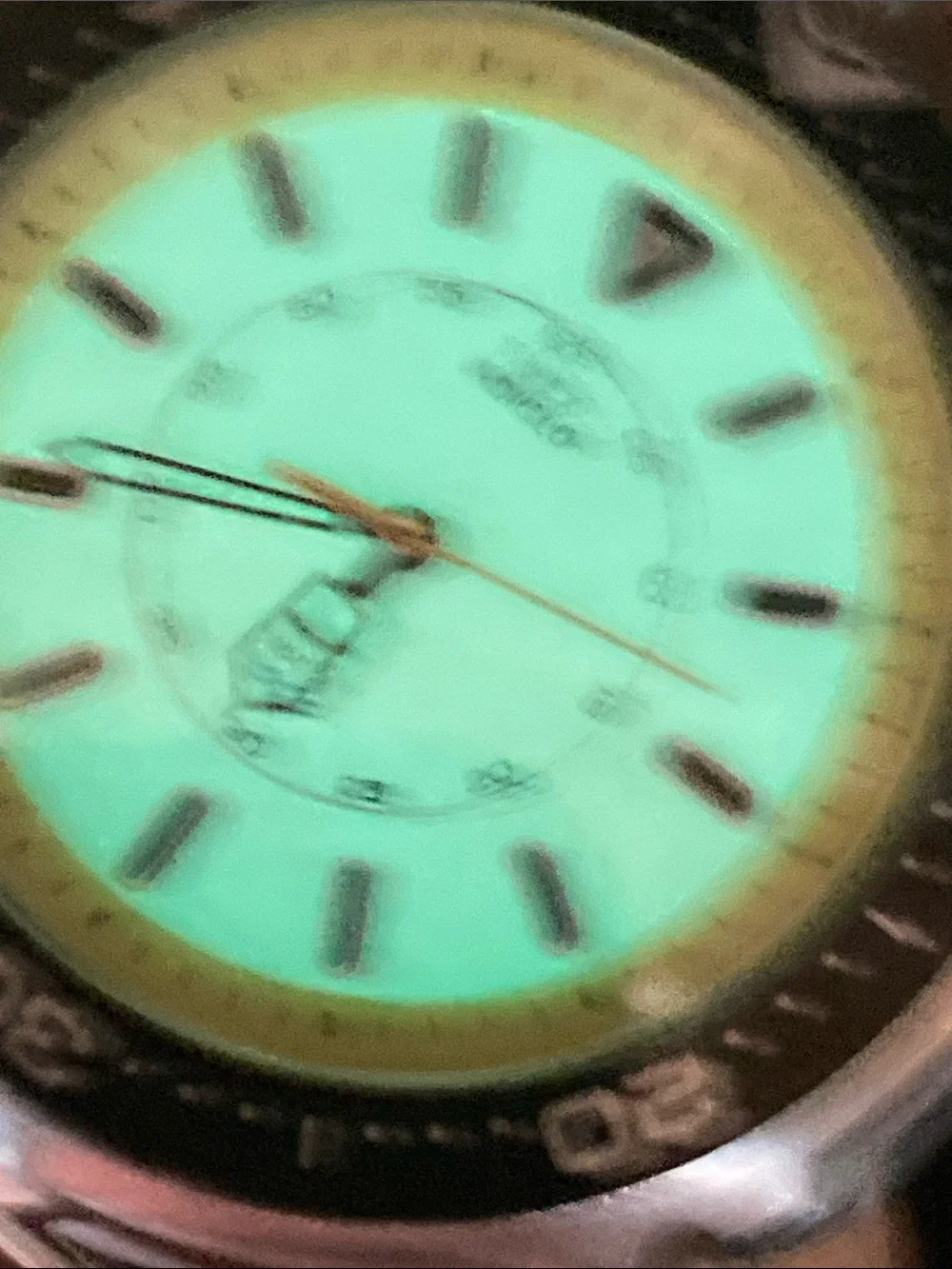 Timex vintage dive Men's Watch with Cream Dial and Black Bezel, parts or restore - Picture 10 of 11